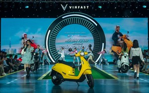 Người dùng nói gì về xe máy điện VinFast Evo200 vừa bàn giao tại Việt Nam?