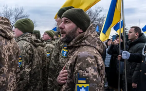 Ukraine đánh bại các cuộc tấn công dữ dội của Nga ở phía đông, tiếp tục phản công mạnh ở phía nam