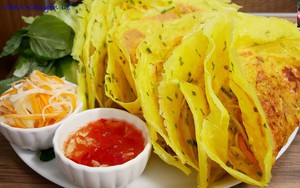 Đặc sản bình dân bánh xèo Việt Nam "gây thương nhớ" tại Lễ hội văn hóa dân tộc Italy