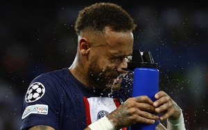 Neymar thất vọng vì Mbappe chơi cá nhân