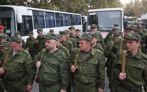 Nga triển khai gần 3 vạn binh sĩ ở mặt trận Lugansk, Ukraine tấn công 27 điểm tập trung lính Nga