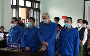 Phạt tù 9 bị cáo trong vụ án đưa hối lộ và nhận hối lộ tại Cảng hàng không quốc tế Phú Bài 
