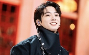 Jungkook (BTS) tiếp tục phá vỡ kỷ lục mới