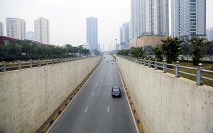 Đường phố Hà Nội vắng lặng ngày đầu nghỉ Tết Nguyên đán 2023