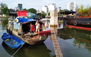 Tết ở xóm ghe nghèo