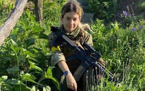 Nữ chiến binh người Úc dọa công bố thông tin có thể 'thiêu rụi quân đội Ukraine thành tro bụi'