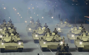 Hình ảnh xe tăng mới nhất của Triều Tiên mang dáng dấp của cả Nga và Mỹ