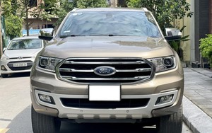 Ford Everest cũ sau 3 năm lăn bánh, giá bao nhiêu?