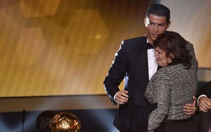 Dolores Aveiro - người mẹ đáng kính của Ronaldo: Phận đời truân chuyên 