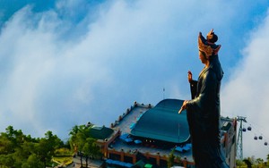 Tượng Phật bà bằng đồng cao nhất châu Á ở Tây Ninh nhìn về hướng hồ nước nào ví như biển Nam Hải?