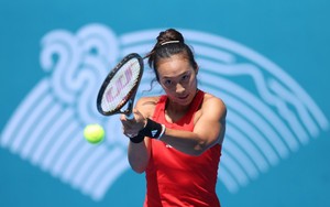 Bị HLV bỏ rơi, “nữ hoàng tennis” Trung Quốc vẫn giành HCV ASIAD 2023