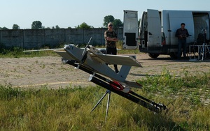 Ukraine đang bí mật tự chế UAV tầm xa hạng nặng để đấu với Nga