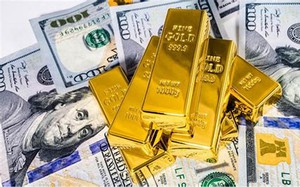 Giá vàng hôm nay 15/10: Tăng vọt, vàng SJC chinh phục mốc 71 triệu đồng/lượng