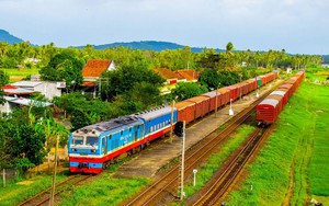 Người Việt sắp đi sang Lào bằng đường sắt 