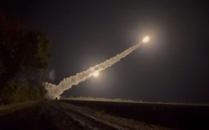 Ảnh vệ tinh tiết lộ sân bay Nga thiệt hại nặng vì bị Ukraine dùng tên lửa ATACMS tấn công