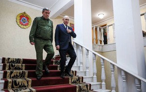 Nga đưa tiêm kích Mig-31 tới Sevastopol, Tướng Nga tuyên bố chưa hoàn thành mục tiêu ở Ukraine
