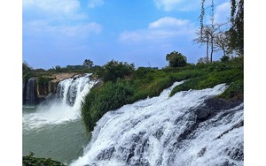 Dòng thác hùng vĩ ở Đắk Nông, trước khi đổ nước xuống, dòng chảy có đoạn tự biến thành sông ngầm