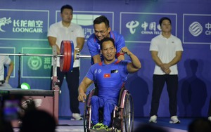 Đạt mức tạ HCB Olympic 2020, Lê Văn Công chỉ giành... HCĐ ASIAN Para Games 2023