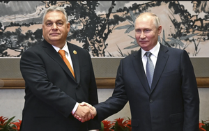 Thủ tướng quốc gia EU bảo vệ quyết định gặp Tổng thống Nga Putin