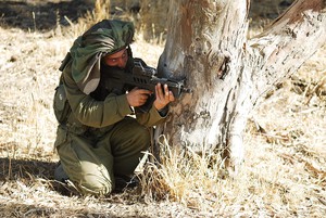 Lý do lính Israel đội 'mũ đầu bếp' khi chiến đấu
