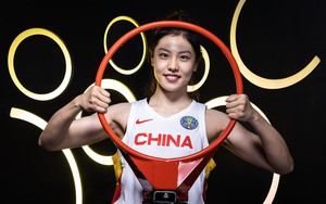 “Nữ thần” bóng rổ Trung Quốc cao 1m85 sở hữu vẻ đẹp tươi tắn, năng động