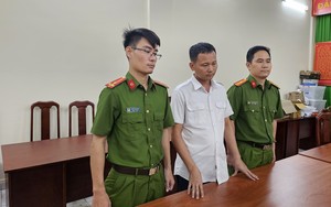 Nhân viên bảo dưỡng máy bay ở Tân Sơn Nhất giúp sức cho đồng bọn buôn lậu hơn 600 iPhone 14 Promax