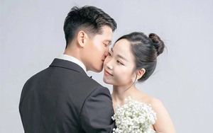 Cựu thủ môn U23 Việt Nam cưới cô giáo tiểu học sau 7 năm theo đuổi