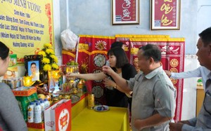Phó Chủ tịch Trung ương Hội NDVN Đinh Khắc Đính thăm hỏi, động viên gia đình ngư dân ở Quảng Nam