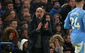Man City hòa kịch tính với Chelsea, HLV Guardiola hết lời khen ngợi… đối thủ