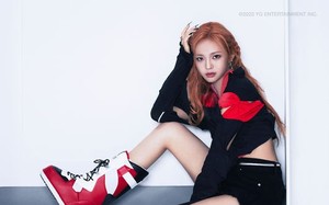 Hé lộ nhan sắc đàn em của BLACKPINK