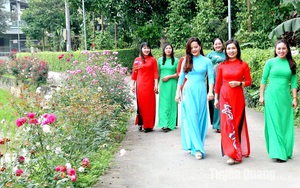 Đẹp mê tơi con đường hoa mười giờ, hoa hồng, hoa chiều tím ở các xã nông thôn mới của Tuyên Quang