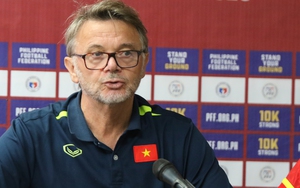 HLV Troussier: "ĐT Việt Nam có thể định đoạt trận đấu sớm hơn với bàn thắng thứ 2"