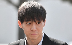 "Hoàng tử gác mái" Park Yoo Chun tiếp tục dính bê bối