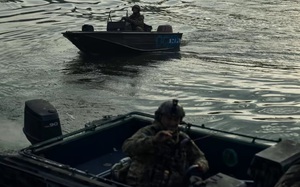 Tấn công thành công trên sông Dnipro, Ukraine đẩy lùi hàng chục nghìn quân Nga vào đất liền