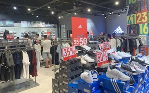 Khuyến mãi kéo dài cả tháng, nhiều chị em hạn chế "vung tay quá trán" trong ngày Black Friday