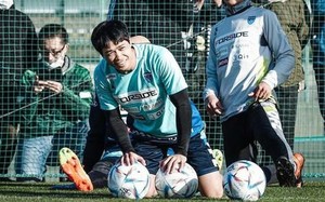 Yokohama FC lâm nguy, báo Nhật Bản chỉ cách để Công Phượng cứu vãn sự nghiệp