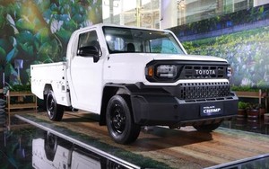 Toyota Hilux Champ 2024 - xe bán tải lấy cảm hứng từ Land Cruiser