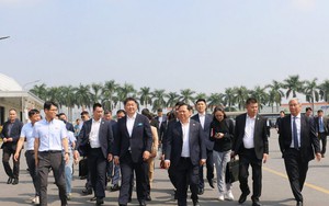 Tổng thống Mông Cổ thăm, làm việc tại Khu công nghiệp Lương Sơn (Hòa Bình)