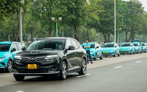 Bất ngờ giá thuê xe điện VinFast của Taxi Xanh SM mới bổ sung dịch vụ