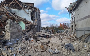 Nổ lớn rung chuyển căn cứ quân sự Nga, Ukraine xác nhận tấn công Skadovsk, Kherson