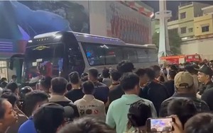 CĐV Bình Định nổi giận, vây chặt xe chở CLB Thanh Hóa: Lãnh đạo CLB Bình Định nói gì?