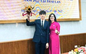 Nam sinh Hà Nội học lớp 10 thi học sinh giỏi lớp 12, tiếp tục giành huy chương bạc quốc tế