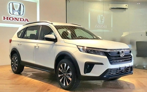 Giá xe Honda BR-V tháng 12/2023: Giảm sâu, rẻ ngang bản thấp của Mitsubishi Xpander