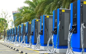 Điện hóa xe: Cần hỗ trợ giá điện cho trạm sạc