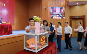 Hà Nội: Kết quả lấy phiếu tín nhiệm 19 người giữ chức vụ tại quận Thanh Xuân
