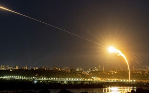 Crimea bị tấn công dồn dập; Nổ vang trời Kiev, phòng không Ukraine giao chiến với bầy đàn UAV Nga