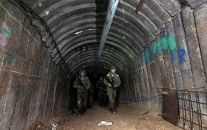 Hình ảnh báo chí 24h: Israel phát hiện đường hầm dài 4 km của Hamas ở Dải Gaza