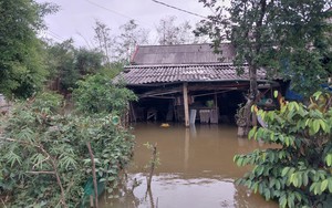 TT-Huế: Nhiều vùng ngập sâu, thủy điện Hương Điền xả nước lưu lượng lớn