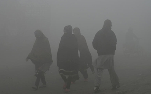 Pakistan &quot;tuyên chiến&quot; với ô nhiễm không khí bằng mưa nhân tạo