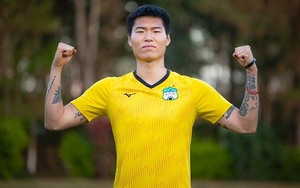 CLB HAGL tái hợp trung vệ Hàn Quốc Kim Dong-su?